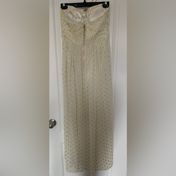Long white and gold dot summer dress - Picture 2 of 4